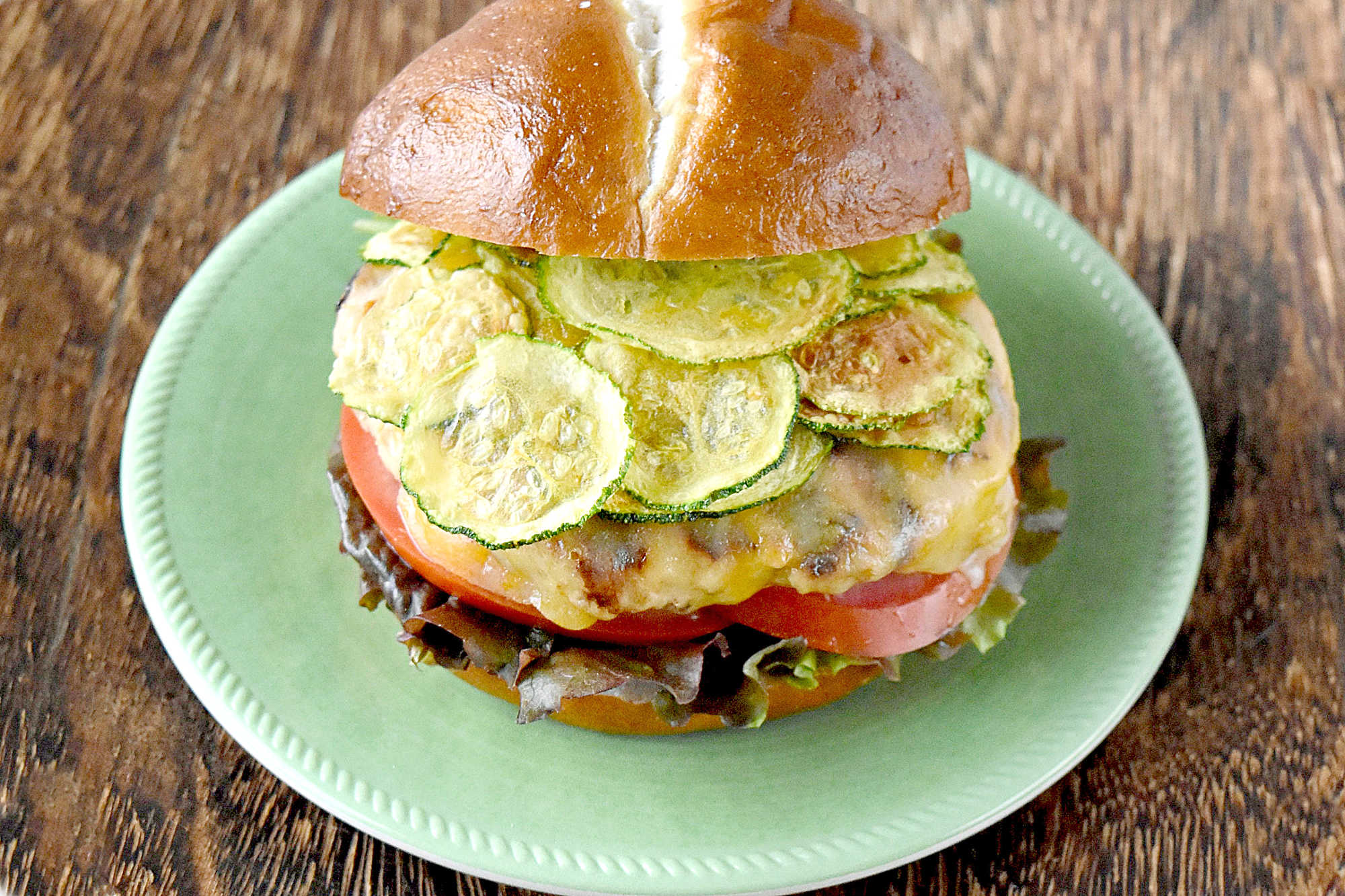 Change up your burger routine with these mouthwatering Apple Cheddar Chicken Burgers! The perfect blend of sweet and savory.  #burgerlove #CabotUpYourBurger #burgertime #chickenburger #AppleCheddarBurgers #GourmetBurgers #CheeseLoversUnite #BurgerHeaven #newfavorite #burgers #applecheddar #tasty #BurgerUpgrade #TastyTwist
