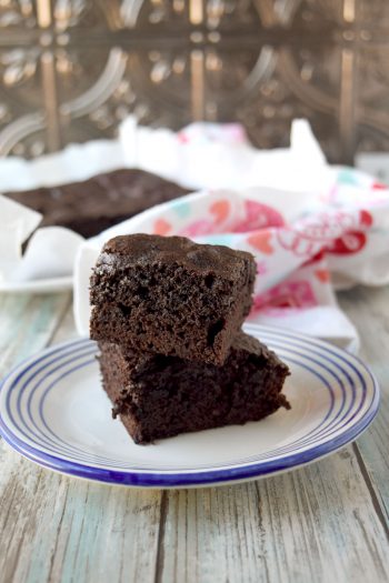 Fudgy One Bowl Brownies – A Kitchen Hoor's Adventures