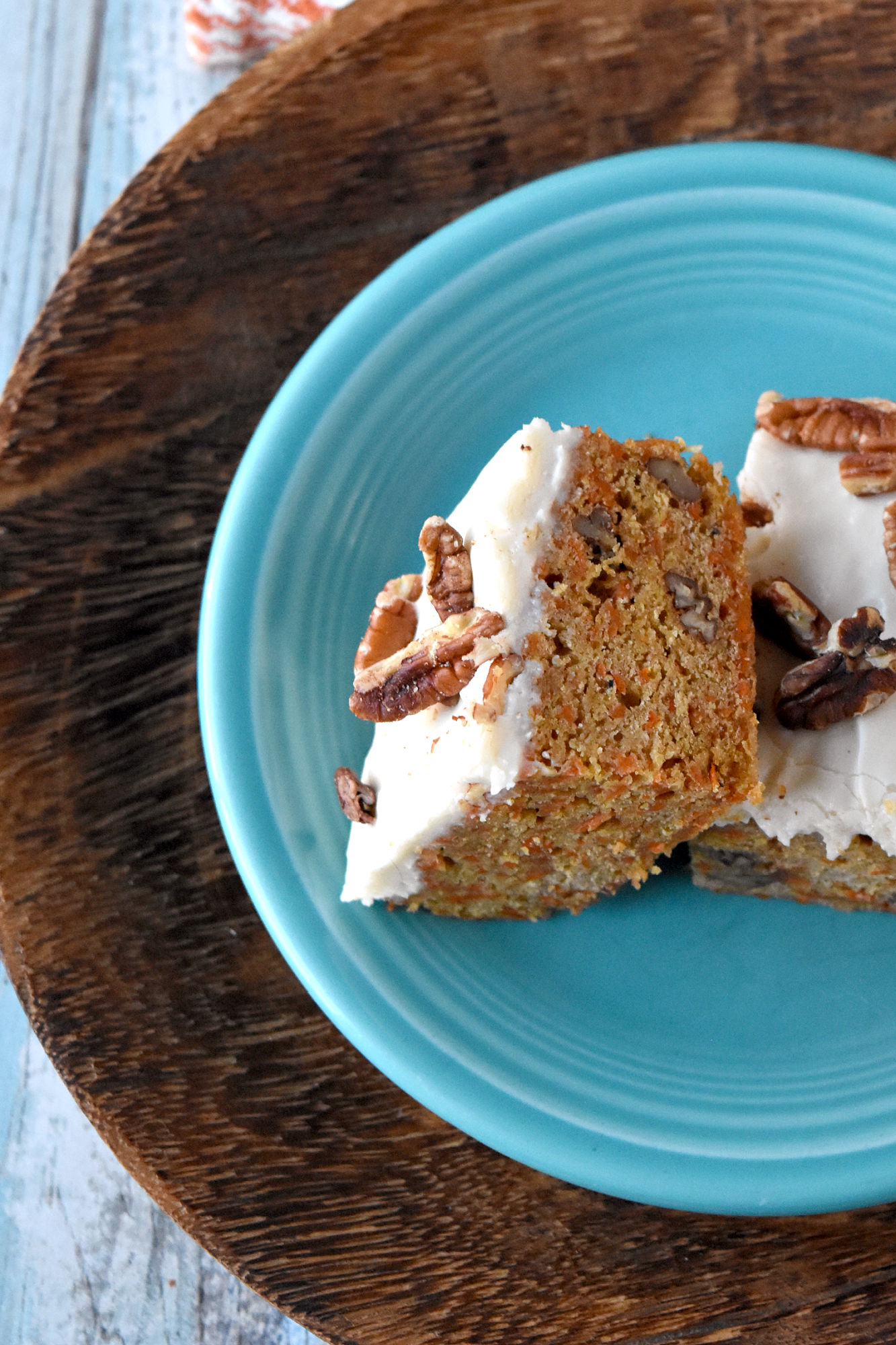 Carrot cake meets blondies, and it's a match made in dessert heaven. These gooey, flavorful bars are sure to satisfy any sweet tooth.  #CarrotCakeBlondies #BakedTreats #DessertLovers #BakingfromScratch #SweetToothSatisfaction
