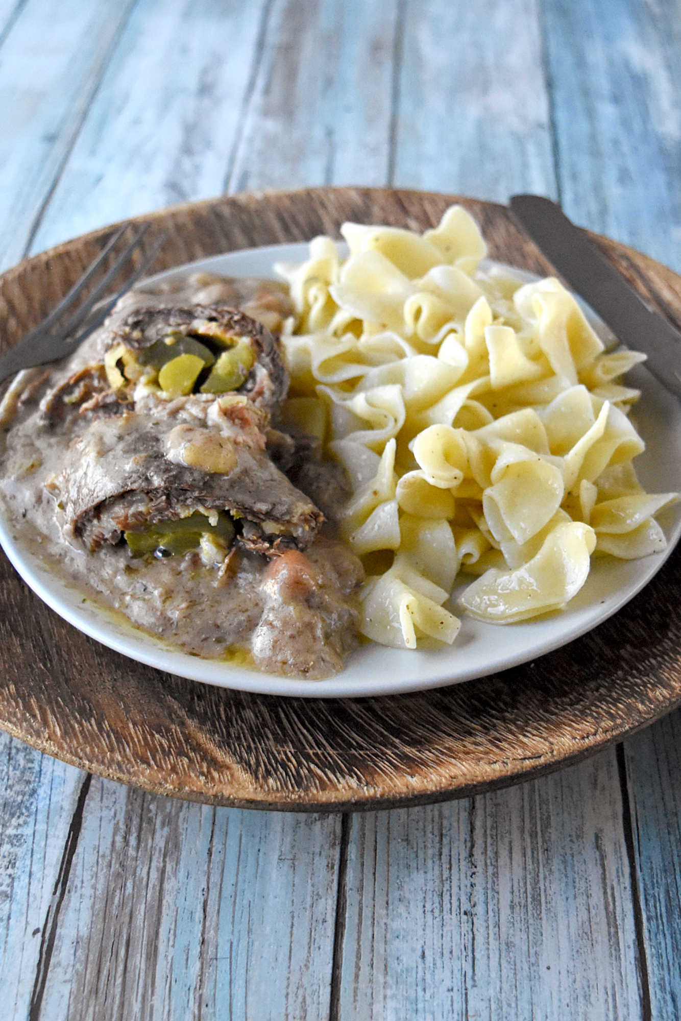 Sink your teeth into a hearty and savory meal with our German Style Beef Rouladen. Perfectly seasoned beef, rolled and simmered in a rich gravy is a hearty crowd-pleasing dinner. #GermanFoodieFriday #BeefRouladen #AuthenticFlavors #MeatLoversUnite #GermanFoodLove #RouladenRecipe #SavorTheFlavors #HomemadeEats #GermanCooking #ComfortFood #GermanDelicacy #RouladenLove #GermanFood #BeefRouladen #Foodie